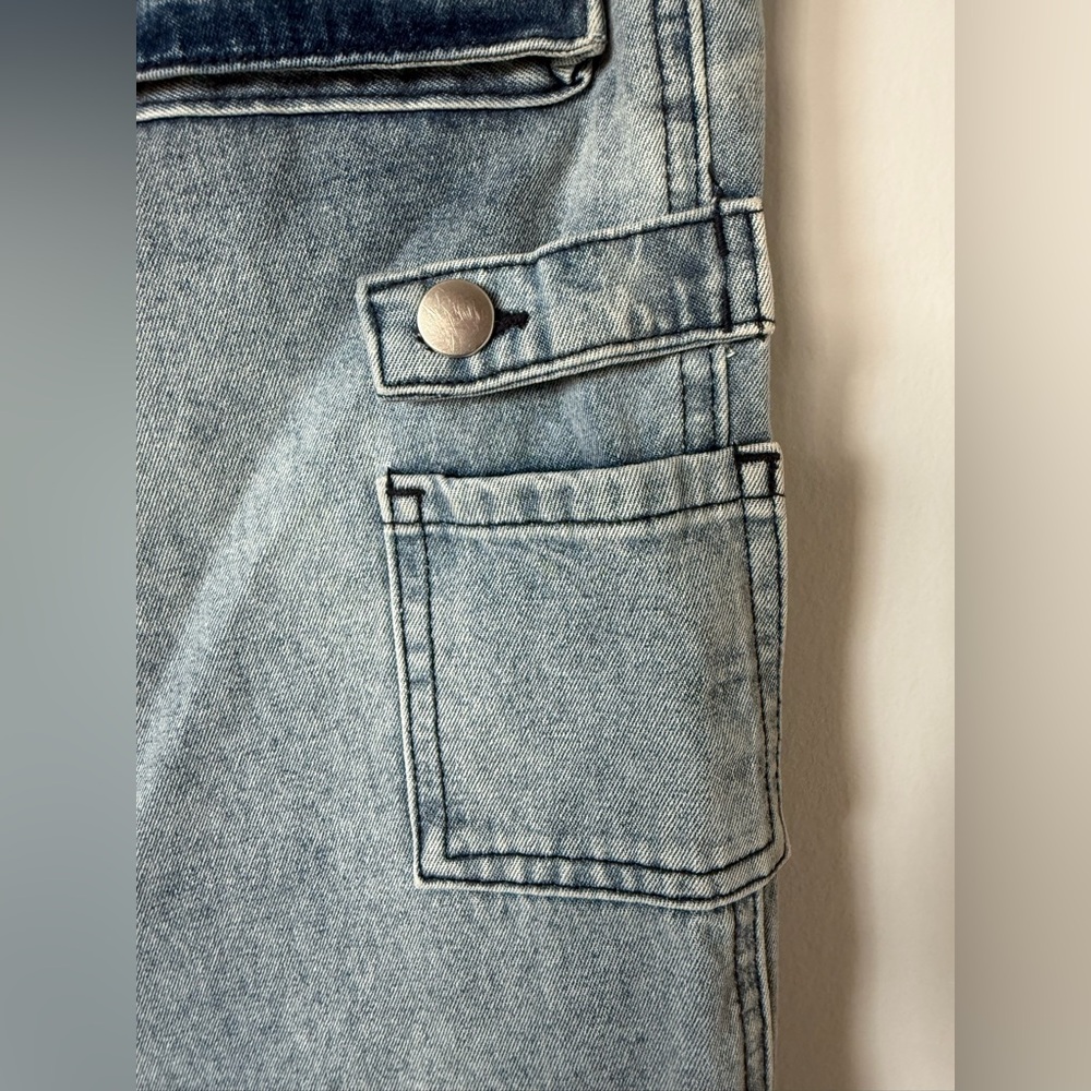 NWT EB Denim Utility Cargo Jeans in Rain Wash - Picture 12 of 14